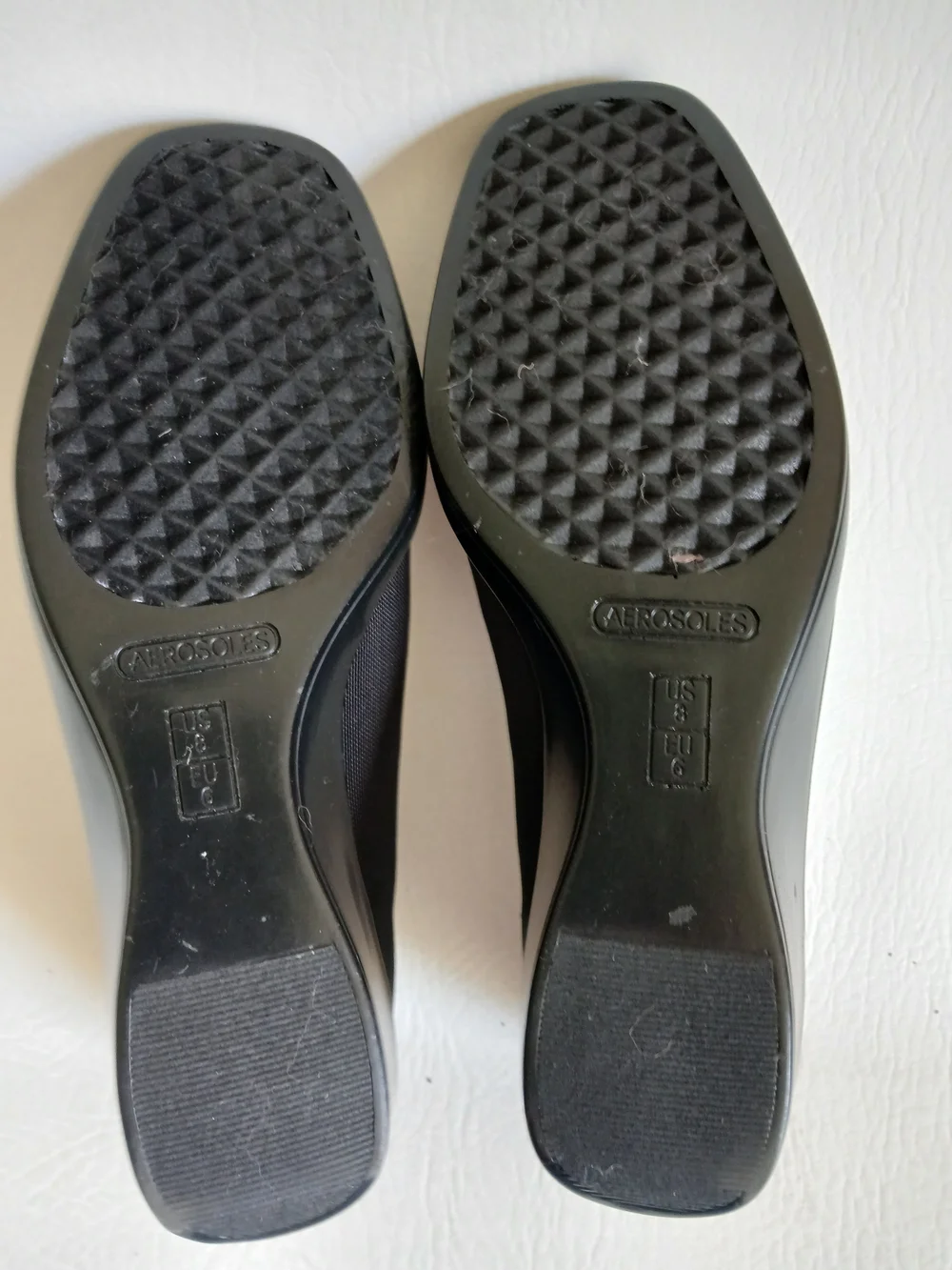 AEROSOLES Black Slip-On Wedge Loafers Microfabric Sz8M